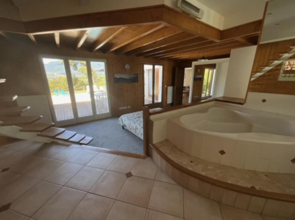 Villa Avec Piscine, Vue Lac Et Montagne Sévrier Exteriör bild